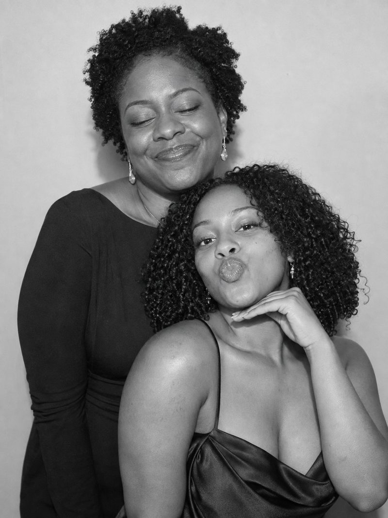 Black and white photobooth Los Angeles - sisters making faces