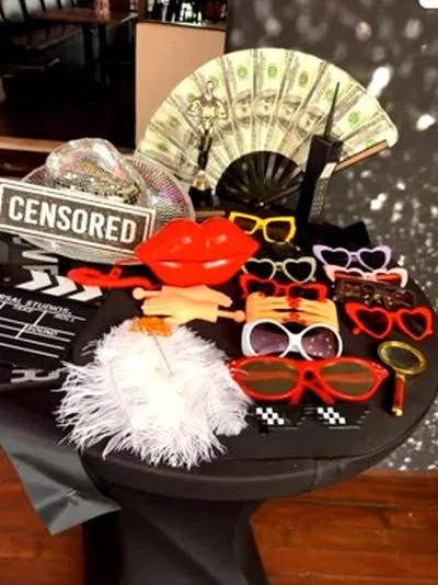 LA photobooth party props table